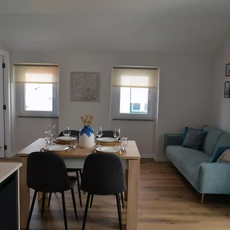 Porta 4 - Patio Do Pescador Hébergement de vacances *