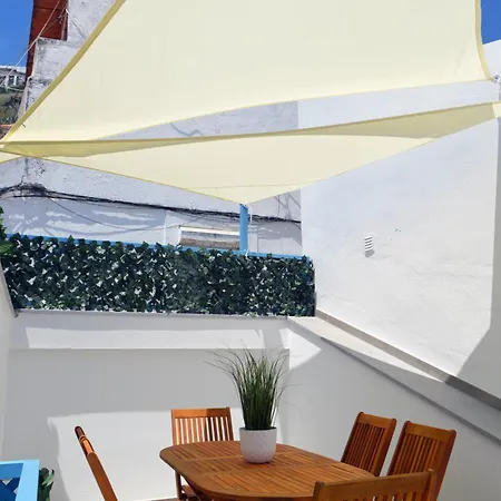 Porta 4 - Patio Do Pescador Nazaré