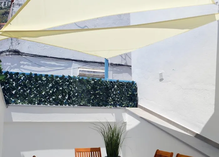 Porta 4 - Patio Do Pescador Nazaré